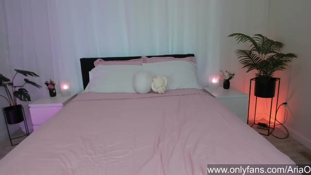 Gallery image thumbnail from AriaO's myfreecams stream on, 08/04/2024, 23:34 image 20 of 20