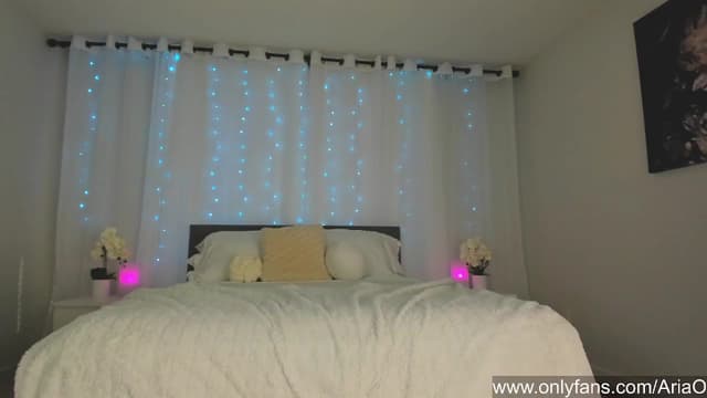 Gallery image thumbnail from AriaO's myfreecams stream on, 09/02/2024, 03:19 image 6 of 20