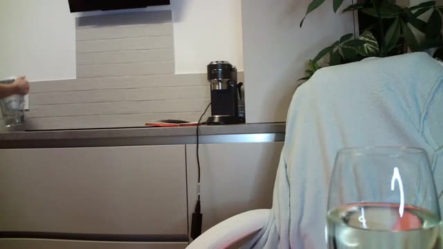 Gallery image thumbnail from AryaS's myfreecams stream on, 12/05/2022, 18:19 image 7 of 20
