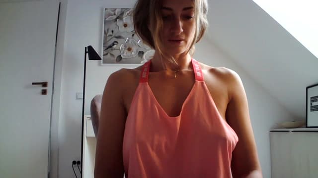 Gallery image thumbnail from AryaS's myfreecams stream on, 04/07/2023, 16:38 image 10 of 20