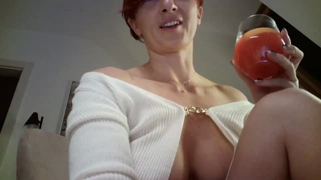 Gallery image thumbnail from AryaS's myfreecams stream on, 11/05/2023, 19:36 image 7 of 20