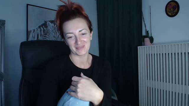 Gallery image thumbnail from AryaS's myfreecams stream on, 11/20/2023, 19:03 image 7 of 20