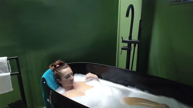 Gallery image thumbnail from AryaS's myfreecams stream on, 12/23/2023, 17:51 image 1 of 20
