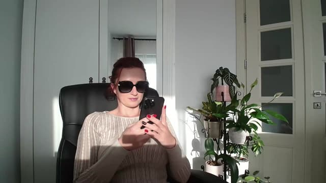 Gallery image thumbnail from AryaS's myfreecams stream on, 04/27/2024, 16:22 image 5 of 20