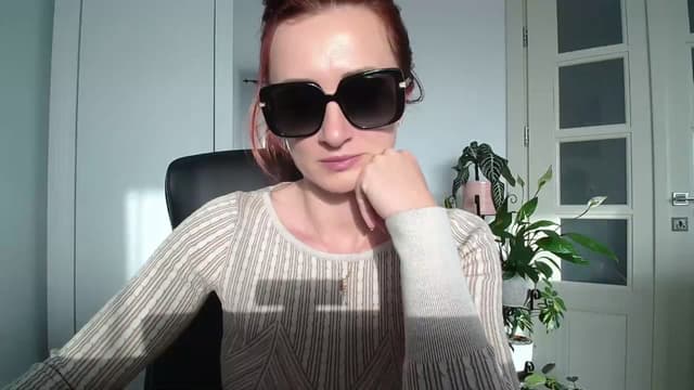 Gallery image thumbnail from AryaS's myfreecams stream on, 04/27/2024, 16:22 image 10 of 20