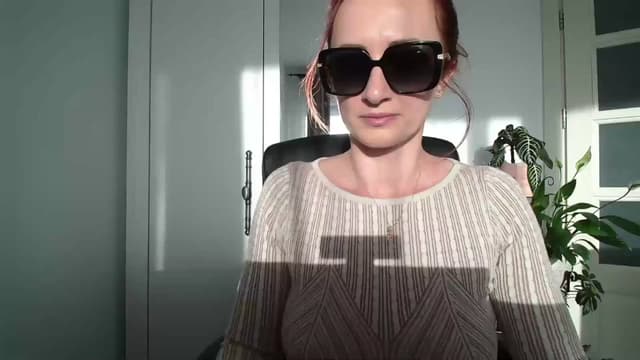 Gallery image thumbnail from AryaS's myfreecams stream on, 04/27/2024, 16:36 image 15 of 20