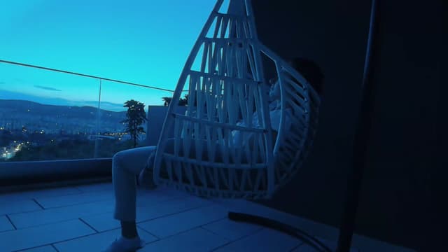 Gallery image thumbnail from AryaS's myfreecams stream on, 05/21/2024, 19:08 image 14 of 20