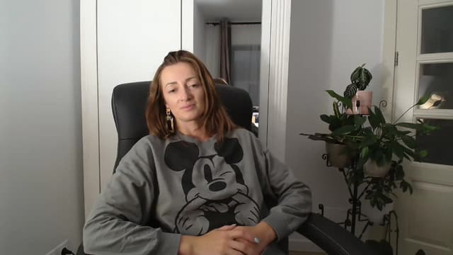 Gallery image thumbnail from AryaS's myfreecams stream on, 09/09/2024, 20:01 image 4 of 20