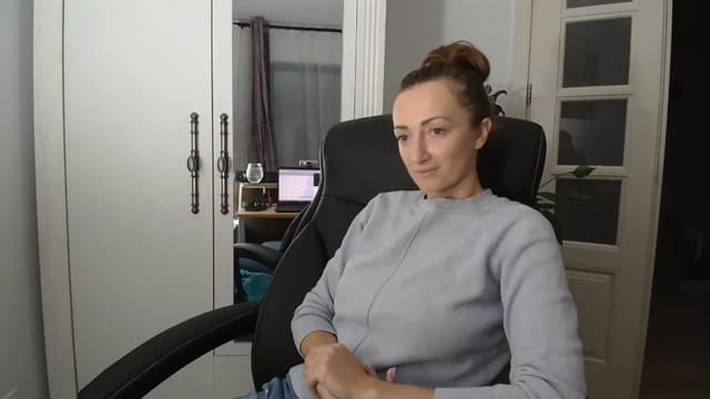 Gallery image thumbnail from AryaS's myfreecams stream on, 10/04/2024, 17:01 image 10 of 20