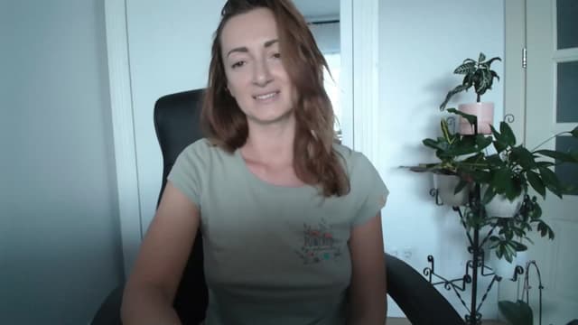 Gallery image thumbnail from AryaS's myfreecams stream on, 10/14/2024, 16:17 image 10 of 20