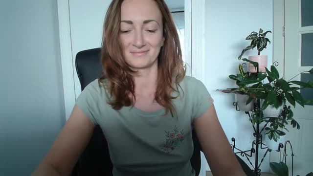 Gallery image thumbnail from AryaS's myfreecams stream on, 10/14/2024, 16:17 image 3 of 20