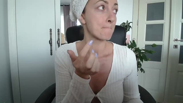 Gallery image thumbnail from AryaS's myfreecams stream on, 10/20/2024, 15:35 image 3 of 20