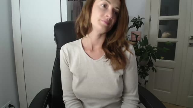 Gallery image thumbnail from AryaS's myfreecams stream on, 10/24/2024, 18:28 image 9 of 20
