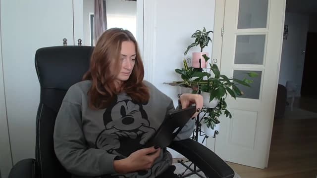 Gallery image thumbnail from AryaS's myfreecams stream on, 10/28/2024, 08:13 image 20 of 20