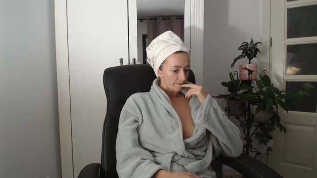 Gallery image thumbnail from AryaS's myfreecams stream on, 11/01/2024, 18:06 image 11 of 20