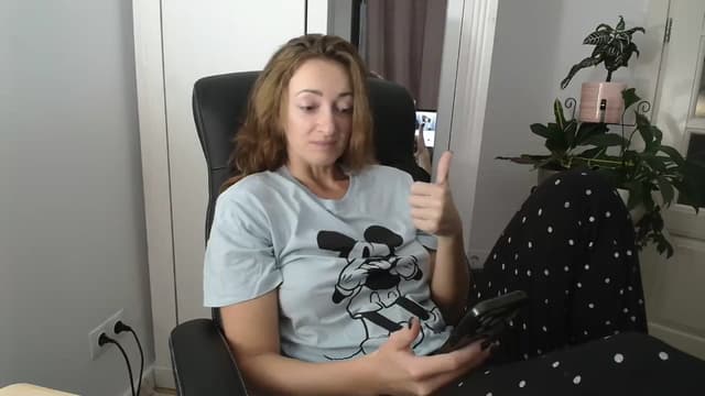 Gallery image thumbnail from AryaS's myfreecams stream on, 11/01/2024, 20:49 image 17 of 20