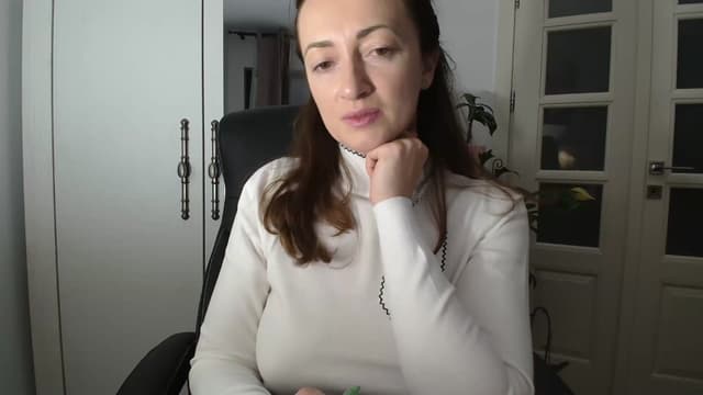 Gallery image thumbnail from AryaS's myfreecams stream on, 12/22/2024, 20:13 image 17 of 20