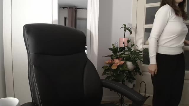 Gallery image thumbnail from AryaS's myfreecams stream on, 12/24/2024, 18:15 image 10 of 20