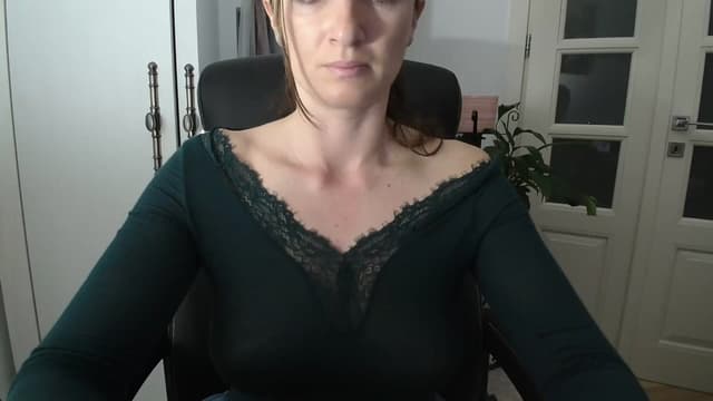 Gallery image thumbnail from AryaS's myfreecams stream on, 03/04/2025, 19:24 image 18 of 20
