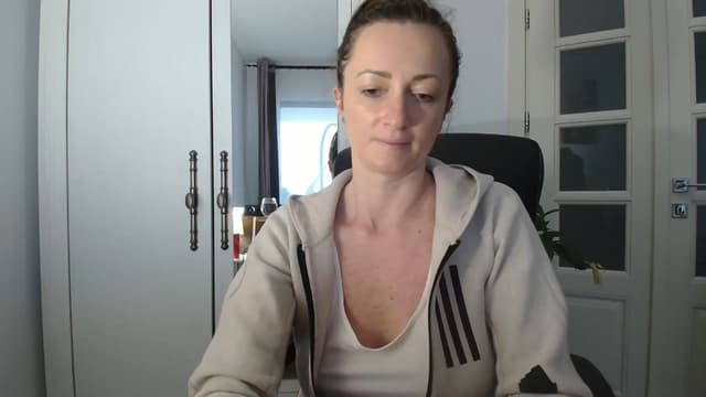 Gallery image thumbnail from AryaS's myfreecams stream on, 03/15/2025, 17:32 image 1 of 20