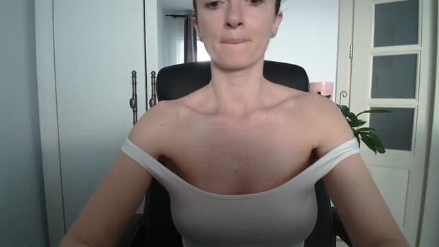 Gallery image thumbnail from AryaS's myfreecams stream on, 03/31/2025, 16:05 image 5 of 20
