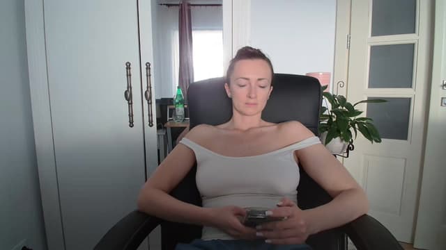 Gallery image thumbnail from AryaS's myfreecams stream on, 03/31/2025, 16:05 image 11 of 20