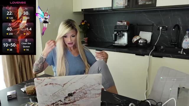 Gallery image thumbnail from BOO_D's myfreecams stream on, 05/30/2025, 07:19 image 13 of 20