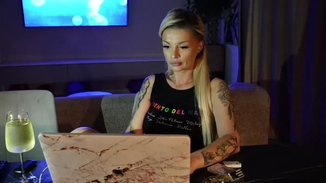 Gallery image thumbnail from BOO_D's myfreecams stream on, 06/02/2025, 20:15 image 1 of 20
