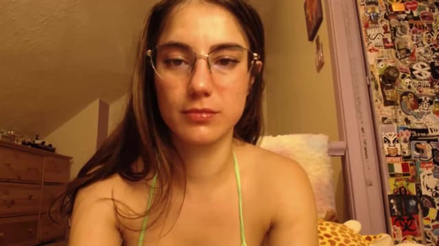 Gallery image thumbnail from Becka's myfreecams stream on, 09/29/2023, 24:25 image 5 of 20