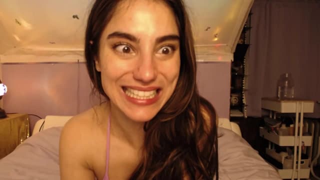 Gallery image thumbnail from Becka's myfreecams stream on, 10/08/2023, 03:02 image 14 of 20