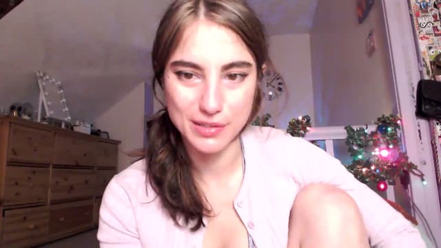 Gallery image thumbnail from Becka's myfreecams stream on, 12/15/2023, 09:27 image 9 of 20