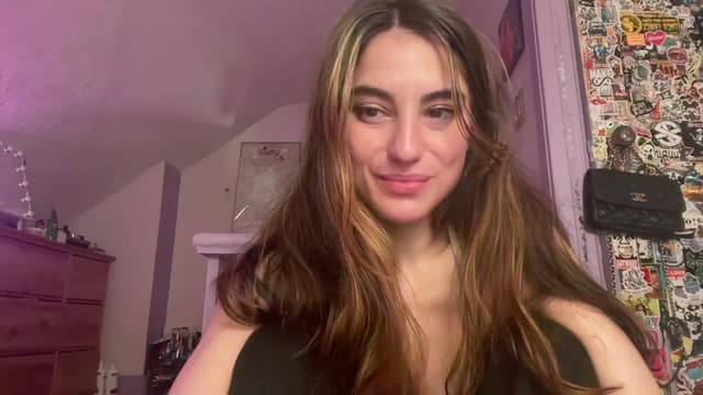 Gallery image thumbnail from Becka's myfreecams stream on, 03/03/2024, 15:46 image 1 of 20