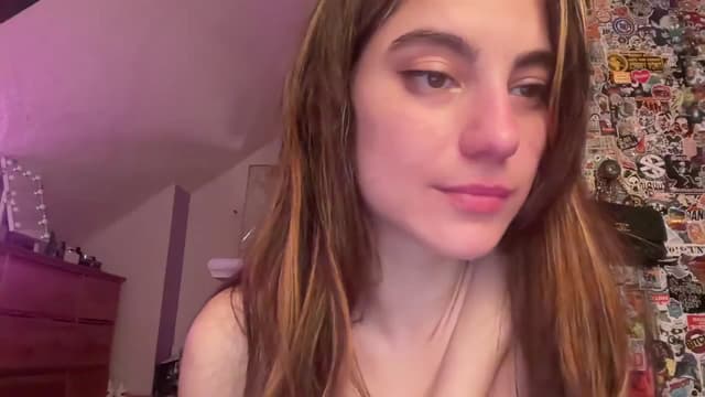 Gallery image thumbnail from Becka's myfreecams stream on, 03/03/2024, 19:19 image 9 of 20
