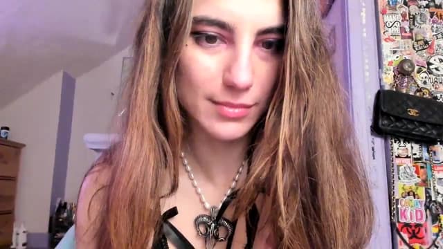 Gallery image thumbnail from Becka's myfreecams stream on, 03/06/2024, 09:23 image 4 of 20