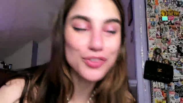 Gallery image thumbnail from Becka's myfreecams stream on, 03/06/2024, 11:18 image 4 of 20
