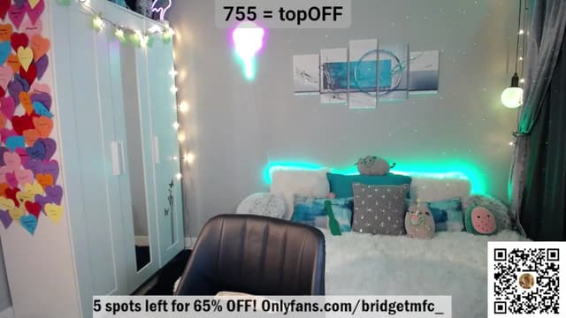 Gallery image thumbnail from Bridg's myfreecams stream on, 03/18/2023, 09:07 image 2 of 20
