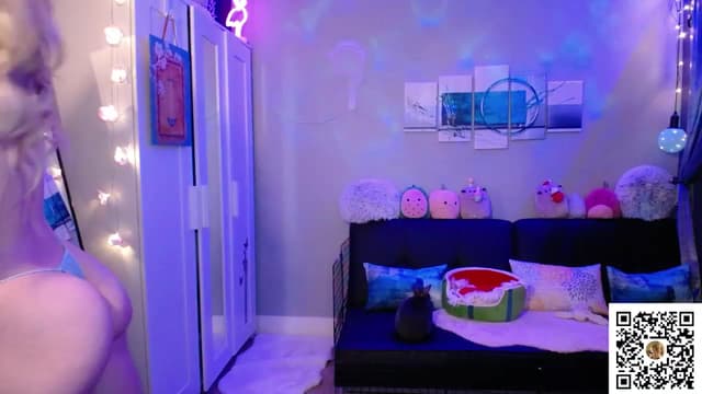 Gallery image thumbnail from Bridg's myfreecams stream on, 06/14/2023, 10:03 image 18 of 20