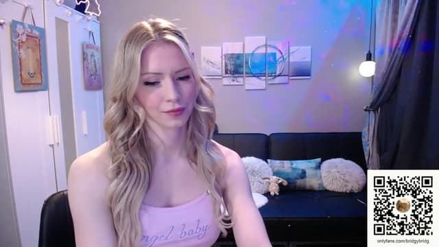Gallery image thumbnail from Bridg's myfreecams stream on, 07/19/2023, 09:46 image 2 of 20