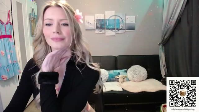 Gallery image thumbnail from Bridg's myfreecams stream on, 07/26/2023, 10:11 image 13 of 20