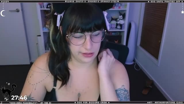 Gallery image thumbnail from Cat__'s myfreecams stream on, 04/14/2024, 09:50 image 15 of 20