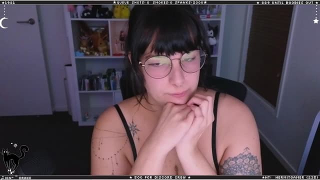 Gallery image thumbnail from Cat__'s myfreecams stream on, 04/19/2024, 08:39 image 1 of 20