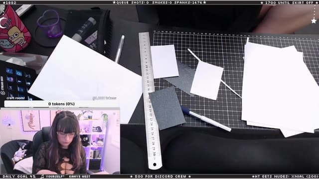 Gallery image thumbnail from Cat__'s myfreecams stream on, 09/12/2024, 05:19 image 6 of 20