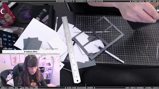 Gallery image thumbnail from Cat__'s myfreecams stream on, 09/12/2024, 05:19 image 7 of 20