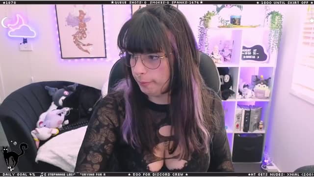 Gallery image thumbnail from Cat__'s myfreecams stream on, 09/12/2024, 05:19 image 4 of 20