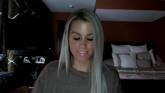 Gallery image thumbnail from Cora9's myfreecams stream on, 02/03/2023, 05:02 image 15 of 20