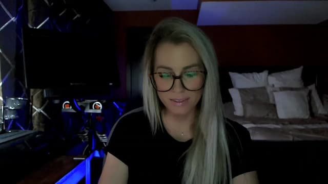 Gallery image thumbnail from Cora9's myfreecams stream on, 02/20/2023, 04:58 image 17 of 20