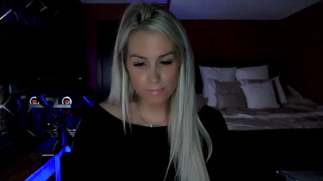 Gallery image thumbnail from Cora9's myfreecams stream on, 03/07/2023, 05:47 image 7 of 20