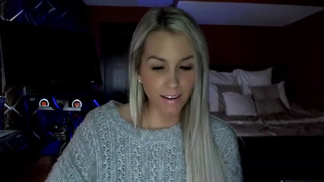 Gallery image thumbnail from Cora9's myfreecams stream on, 03/30/2023, 04:57 image 4 of 20