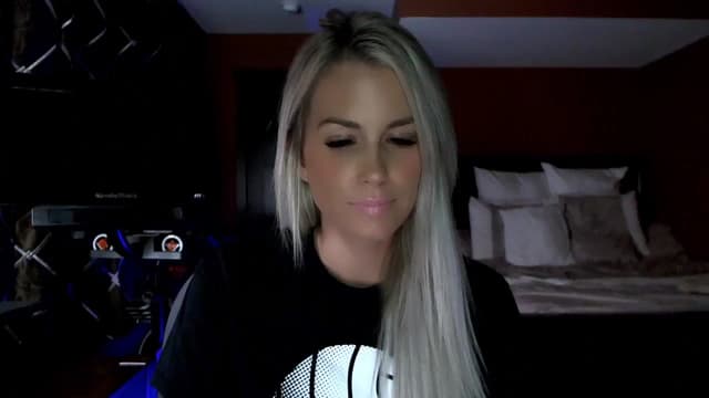 Gallery image thumbnail from Cora9's myfreecams stream on, 09/27/2023, 04:20 image 16 of 20