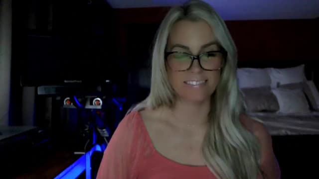 Gallery image thumbnail from Cora9's myfreecams stream on, 02/10/2026, 07:07 image 9 of 20